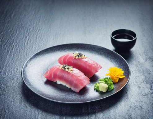 tuna nigiri